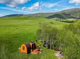 Kupres में, होटल RAZBIBRIGA - Riverside Camping Pod by IGLENA