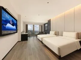 Atour Hotel North Square of Chongqing North Railway Station