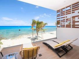 Silver Reef 2 Oceanfront Condo, hotel u gradu North Side