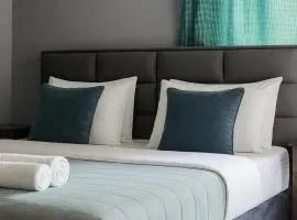 Boutique Hotel Aviator