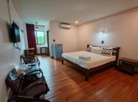 ERAWAN PLACE, ξενοδοχείο σε Mae Sot