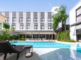 Gate43 Airport Hotel, Hotel in Lat Krabang