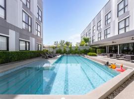 Gate43 Airport Hotel, hotel in Lat Krabang