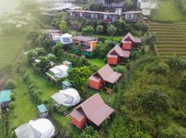 Phu Fahsai Homestay, hotel in Mon Jam