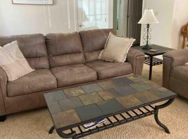 Prairie Creek Condo, ξενοδοχείο σε Joseph