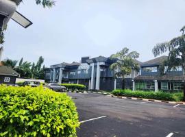 Ascot Tulip Hotel, hotel in Enugu