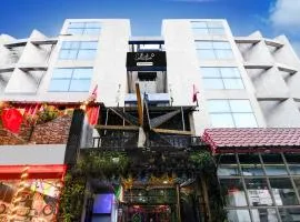Collection O Circus Avenue Road Formerly Hotel Rockstar