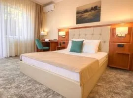 Hotel Athos R.M.T.