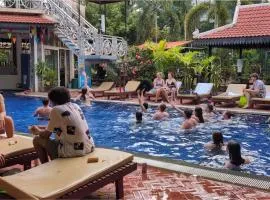 Garden Village Hostel & Pool Bar