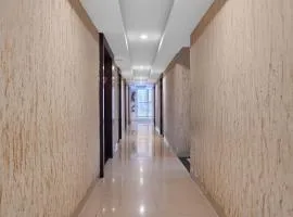 Super Townhouse Divya Palace