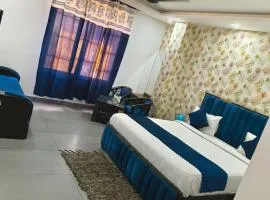 red orchid hotel near Chandigarh railway station