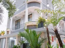 The rooftoo villa 2