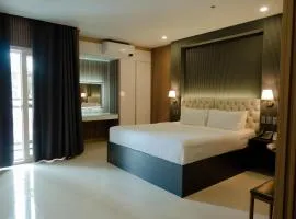 THE TIMES HOTEL