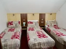 The Gatwick White House Hotel