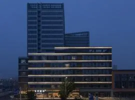 全季酒店(武汉东西湖五环体育中心店)