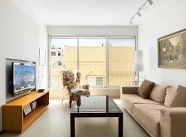 Chic Bright Urban Escape by Sea N Rent, Hotel in Tel Aviv