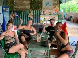 The Snail Haven Pub And Stay - Con Dao