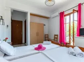 Fotini Rooms