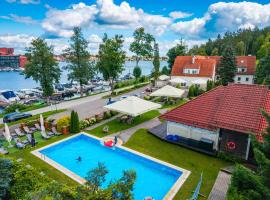 Amax Boutique Hotel โรงแรมในมิโคไวกี