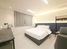 EGSTAY HOTEl