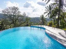 Lavinrich Hotel