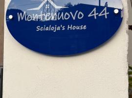 Hotel Montenuovo 44, מלון בפוזולי