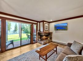 TML 04 - Beautiful 1 BR Condo in Tahoe City, ξενοδοχείο σε Tahoe City