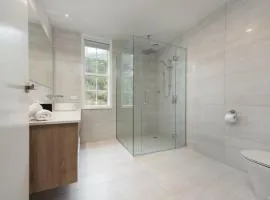 Sands of Kawhia Hotel