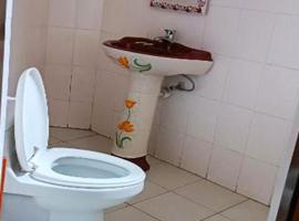 Kilimanjaro Budget Lodge, hotel in Msaranga