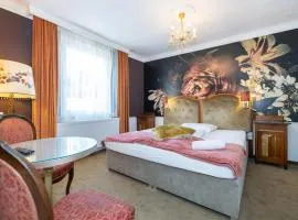 Corso, Zimmer & Cafe, Hotel Garni