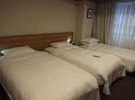 Simple + Hotel