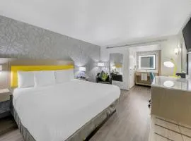 Hillstone Inn Tulare, an Ascend Collection Hotel
