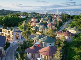 GRAND CHARIOT Hokutoshichisei 135°, hôtel à Awaji
