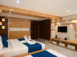 Hotel Rajnandani Palace by IQ Hotels - Steps from Ram Mandir, Ayodhya