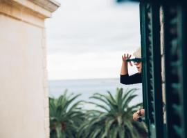 Heritage Hotel Park Hvar、フヴァルのホテル