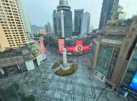 格调INS高空江景酒店(重庆解放碑步行街店)