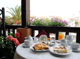 Lina Hotel