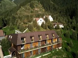 Pana Nomad Kolsay