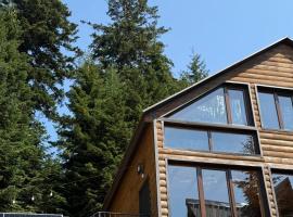 The Cotria's Chalet at GomisMta, hotel v destinaci Gomi