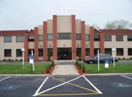 A picture of the hotel: Budget Inn & Suites