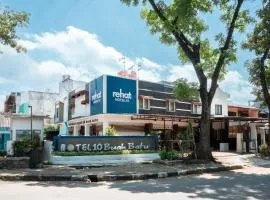 Rehat at Hotel 10 Buah Batu