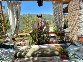 Auberge De La Cavalière, hotel i Aït Hichem