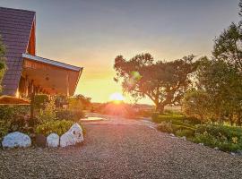 Juniper Park Resort, hotel in Nyahururu