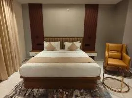 ROYAL ACE BOUTIQUE HOTEL - Bhartiya City