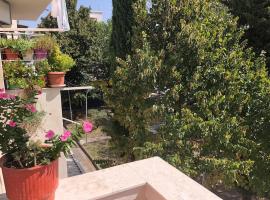 Grandmas Apartment, hotel v destinaci Polisi i Vogël