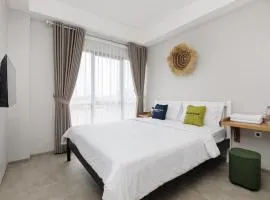 Urbanview Hotel Puri Indah