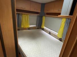 Südwind Wohnwagen, hotel v destinaci Maintal