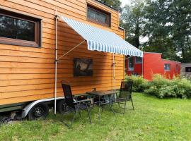 Tiny House Ernesto, hotell sihtkohas Nahmitz