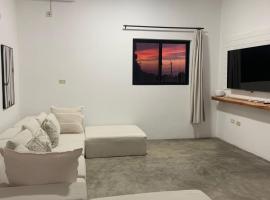 Ocean View Villa, 2 BR, 2BR, ξενοδοχείο σε Port Antonio