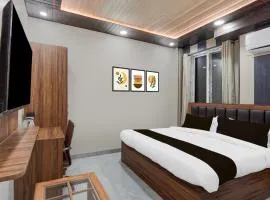 Hotel O THE GOMTI GLITZ